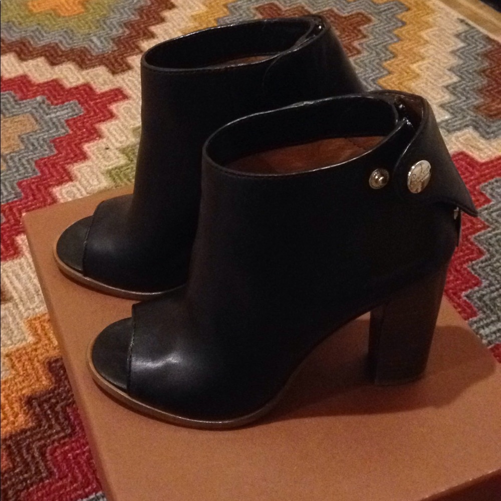 🌷Coach Peep Toes High Heeled Booties